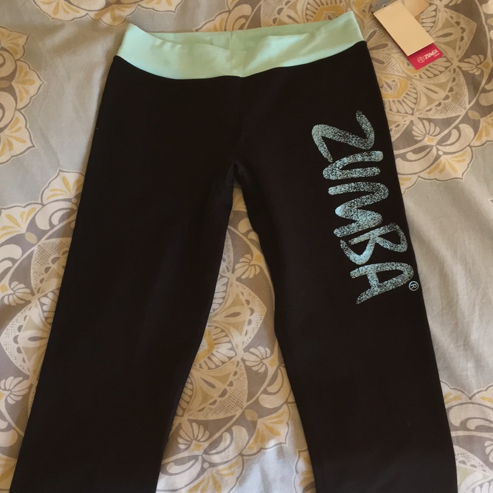 NWT Zumba Galaxy Capri leggings XS